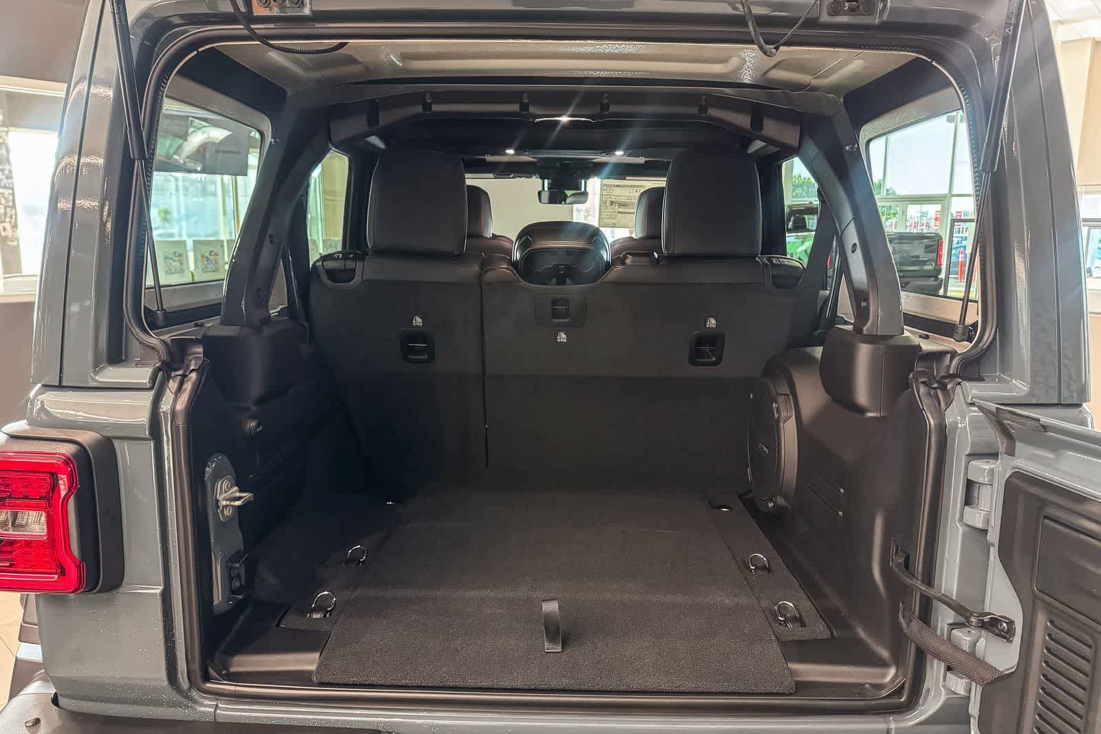 New 2026 Jeep Wrangler Unlimited Rubicon 392 AWD/4WD image 11