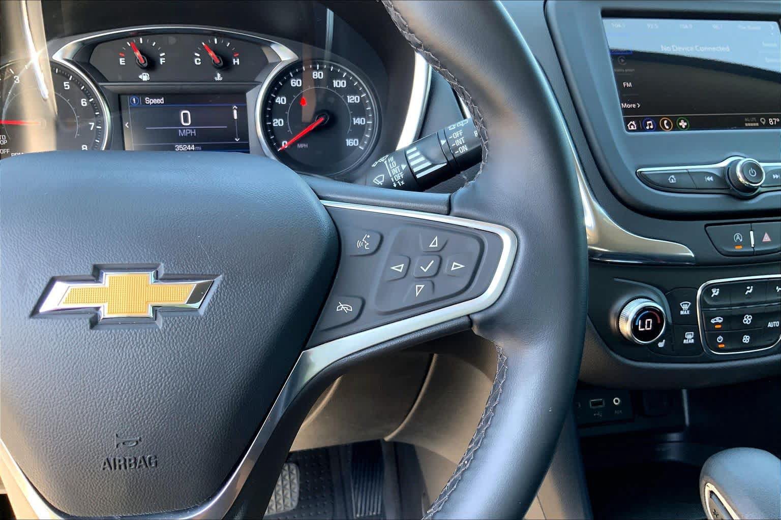 Used 2023 Chevrolet Equinox LT FWD image 24