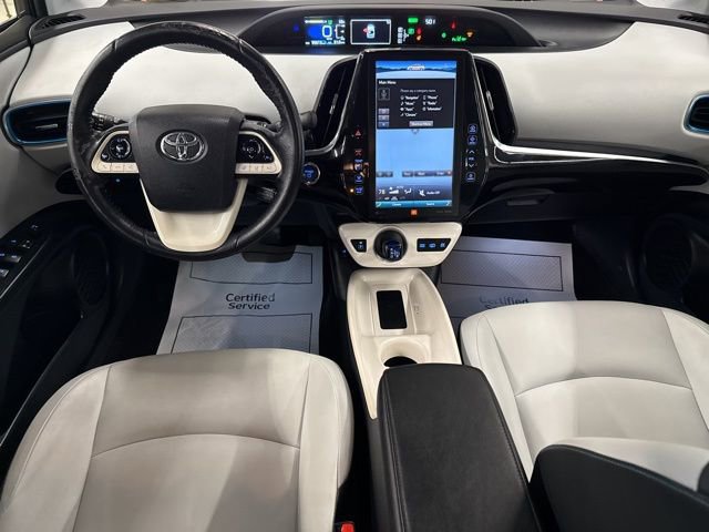Used 2017 Toyota Prius Prime Advanced image 22