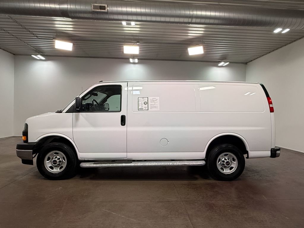 Used 2024 GMC Savana 2500 w/ Driver Convenience Package image 32