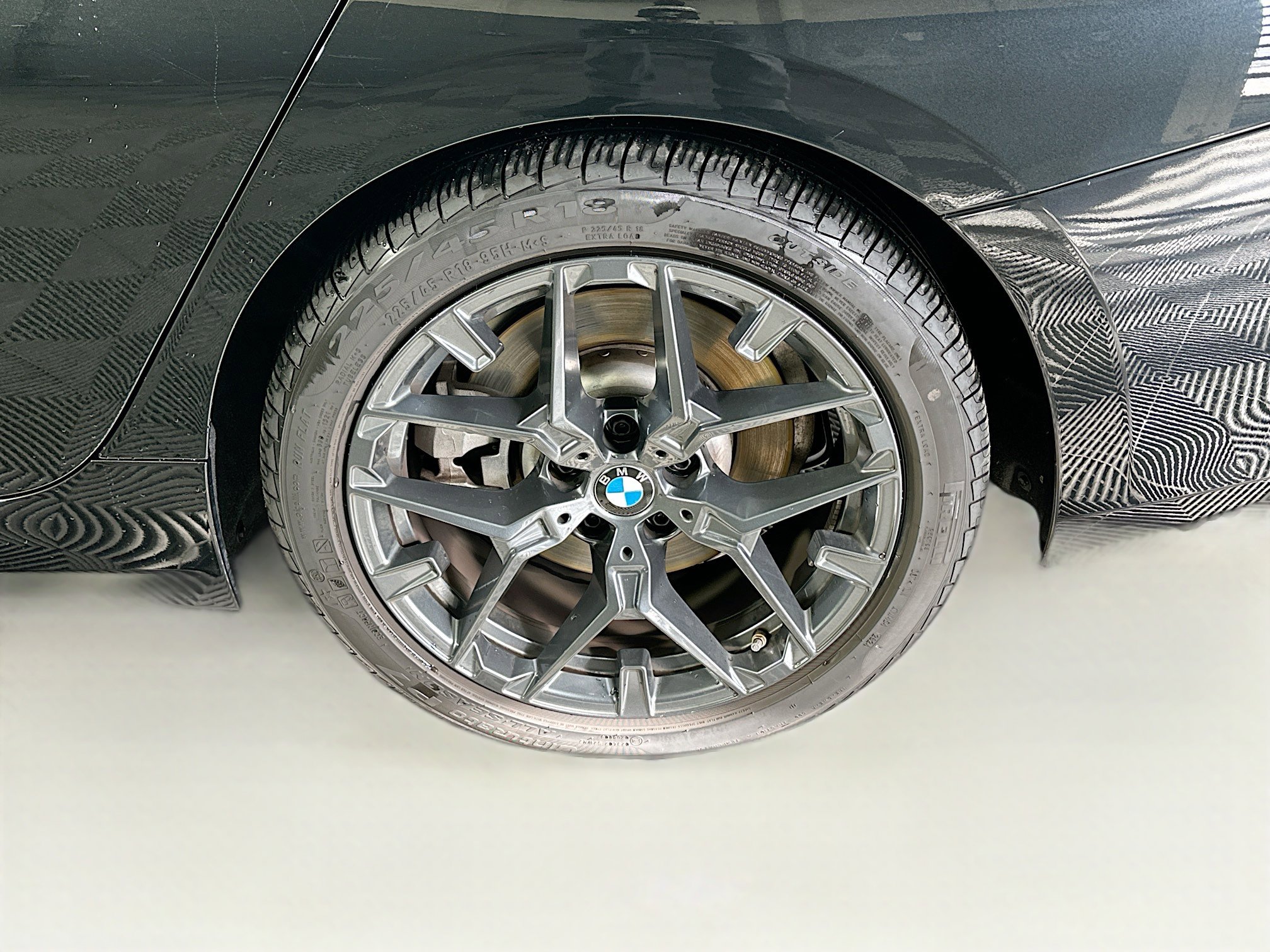 Used 2025 BMW 330i Sedan w/ Convenience Package image 11