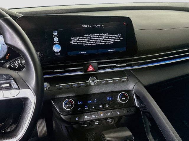Used 2021 Hyundai Elantra Limited w/ Cargo Package FWD image 17