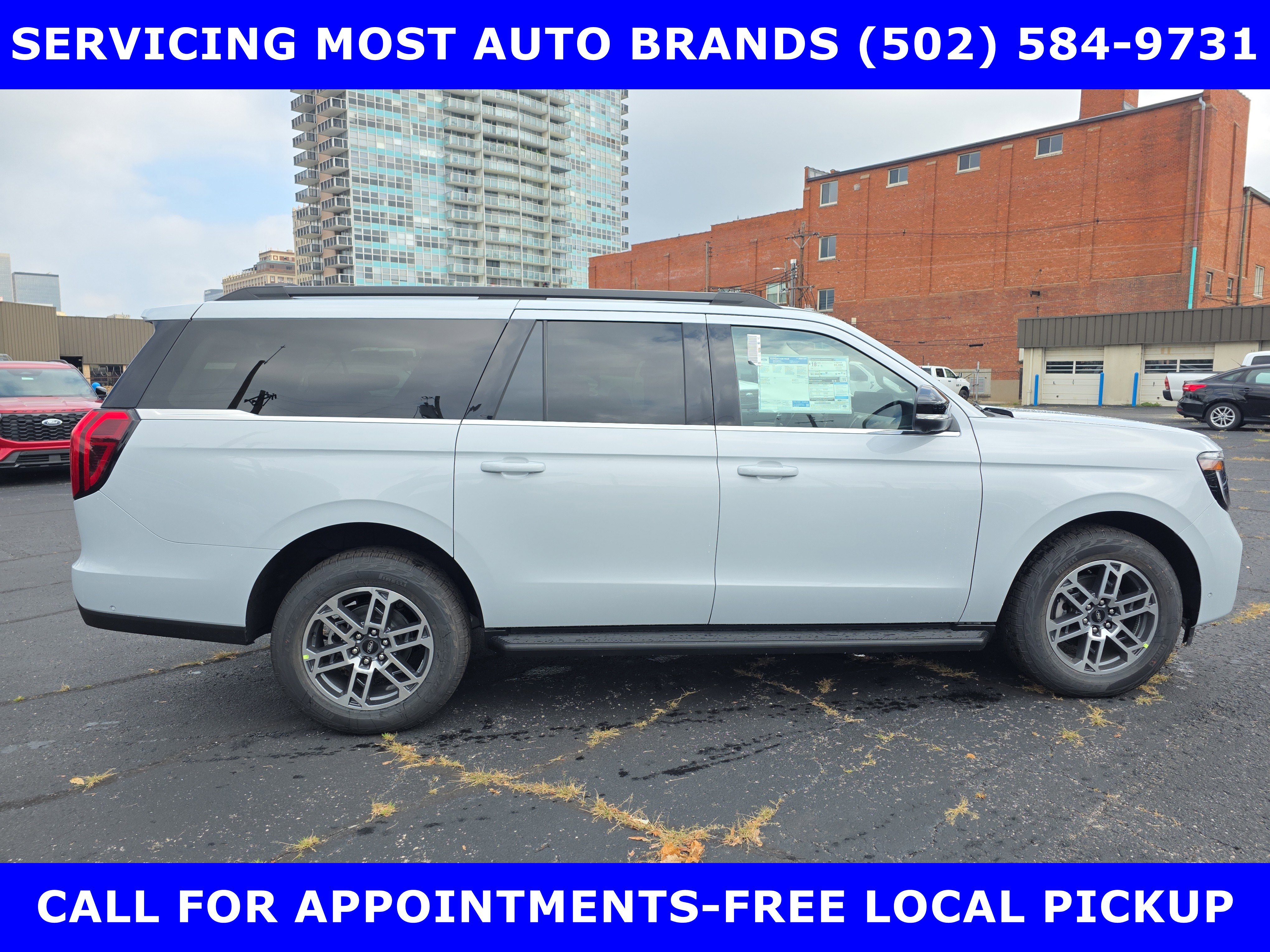 New 2025 Ford Expedition Max Active image 5