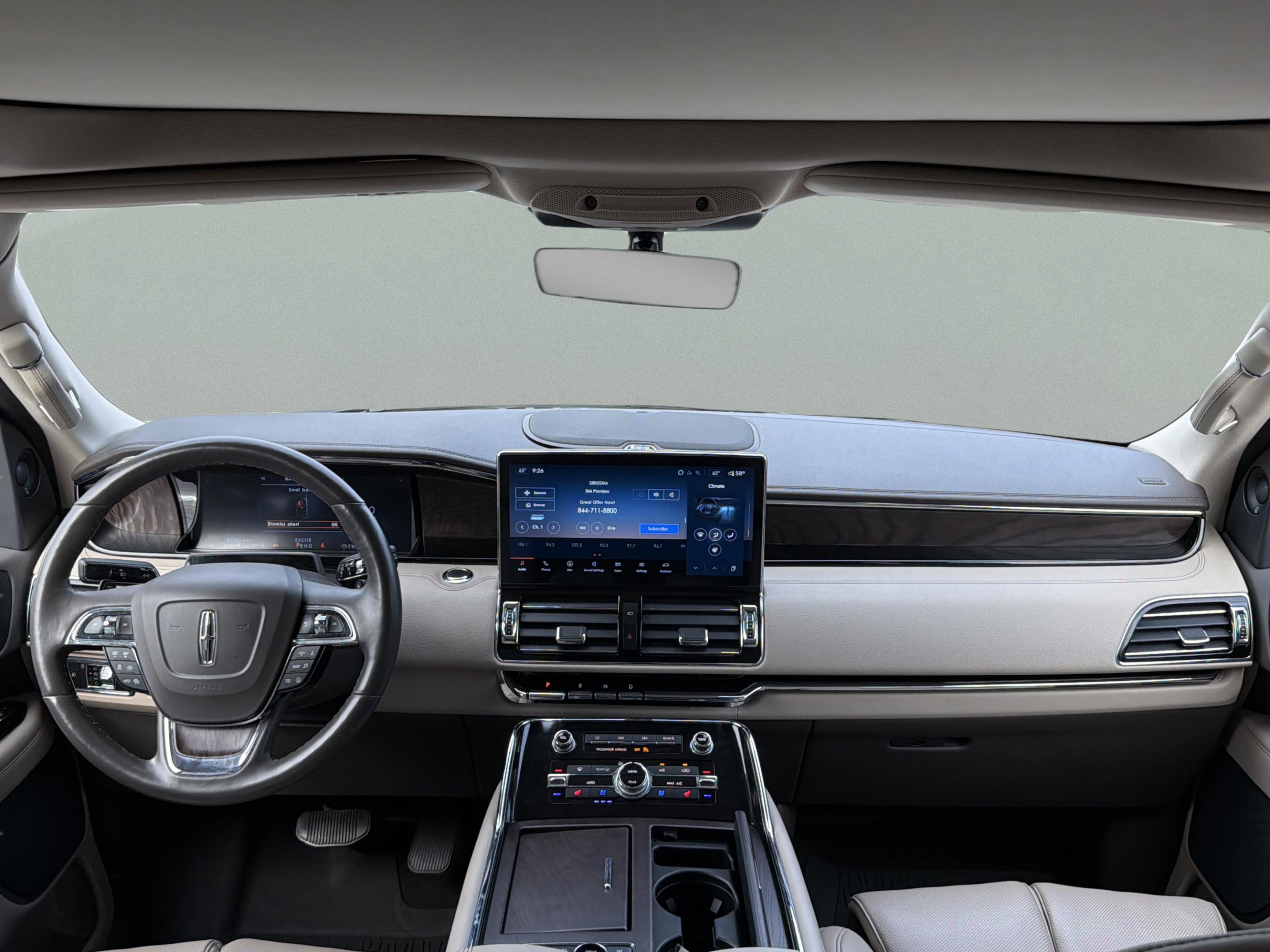 Used 2024 Lincoln Navigator Premiere image 19