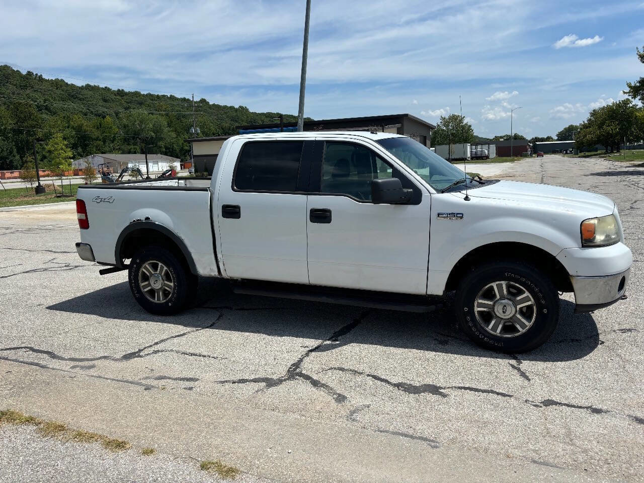 Used 2006 Ford F150 XLT image 2