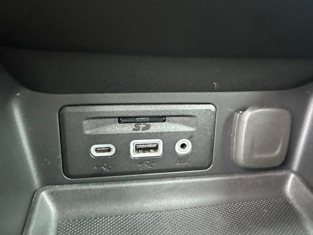 Used 2023 GMC Terrain Denali image 38