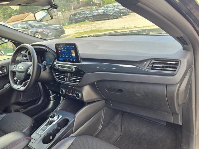 Used 2025 Ford Escape ST-Line AWD/4WD image 30