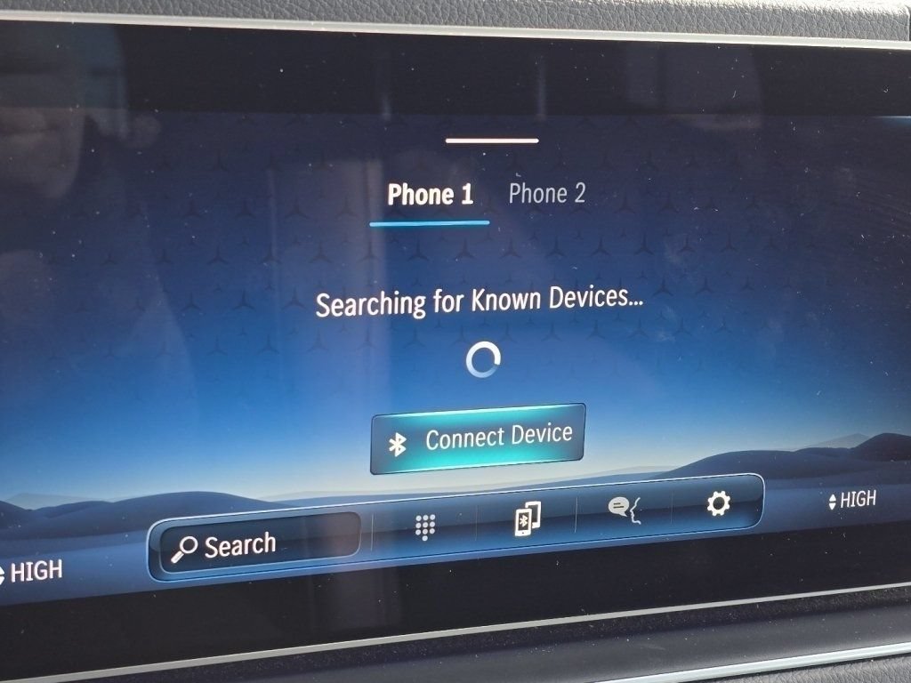 Used 2025 Mercedes-Benz GLS 450 4MATIC image 8