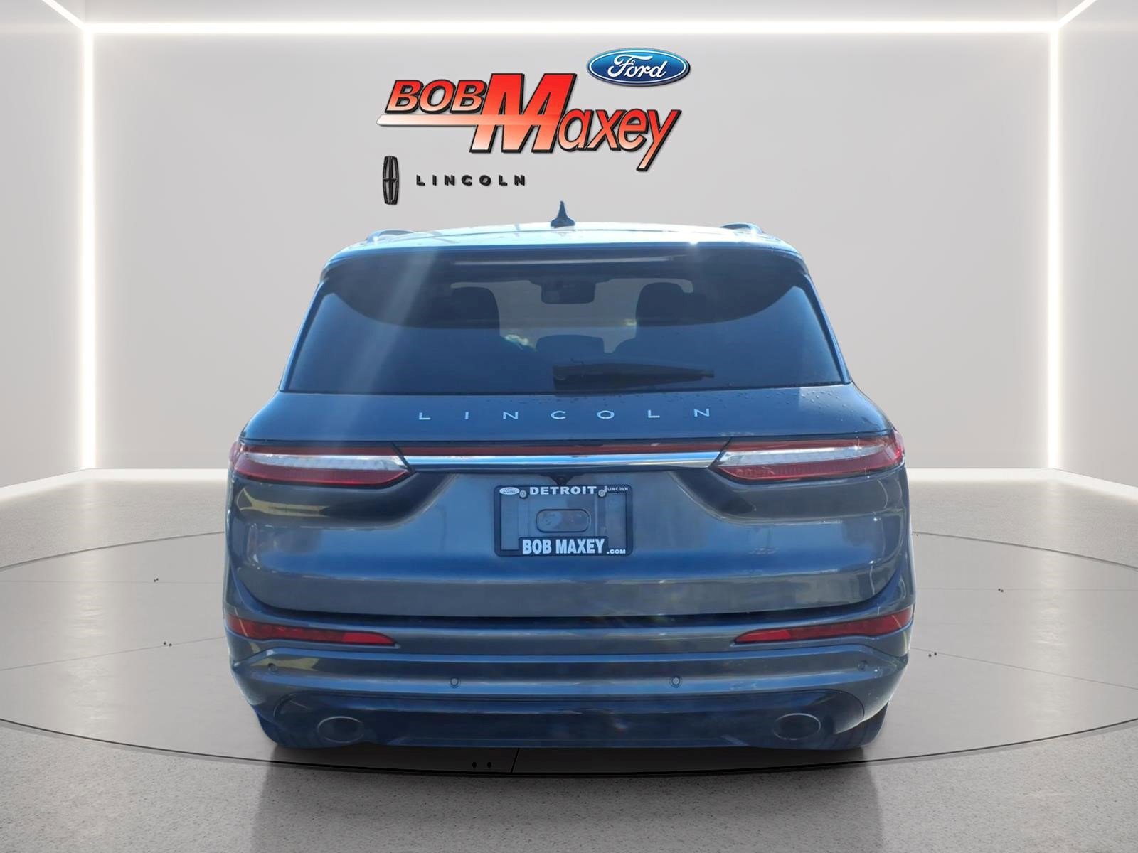 Used 2023 Lincoln Corsair Reserve w/ Jet Appearance Package AWD/4WD image 5