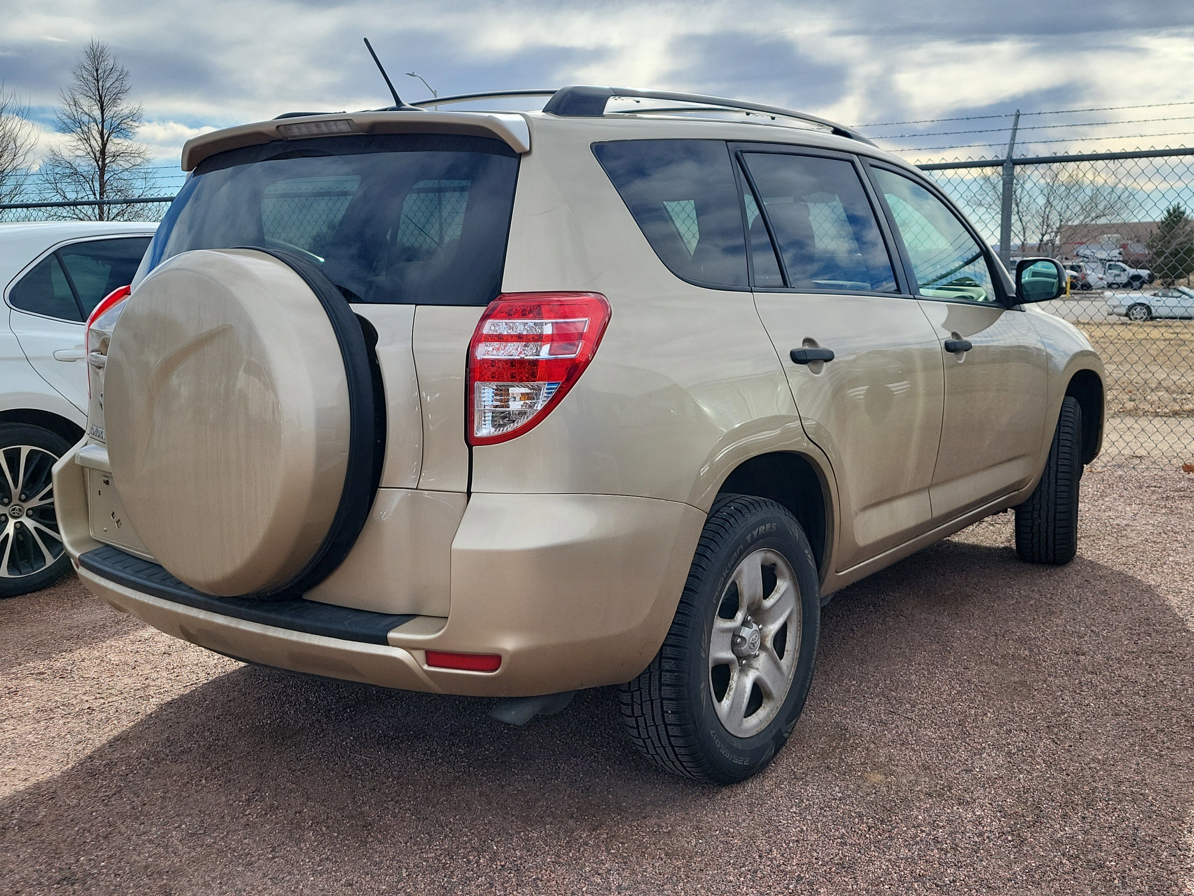 Used 2009 Toyota RAV4 2WD V6 image 2