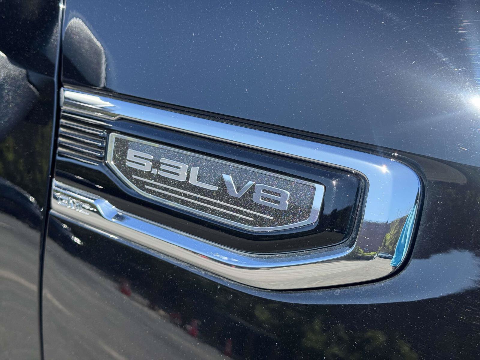 Used 2025 GMC Sierra 1500 SLT AWD/4WD image 8