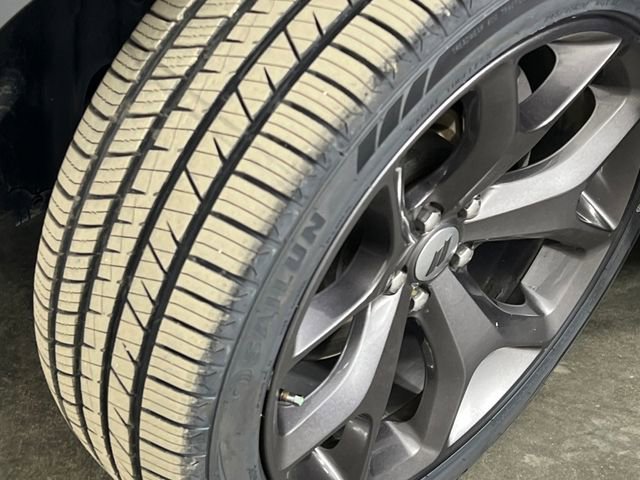 Used 2017 Dodge Challenger R/T image 38