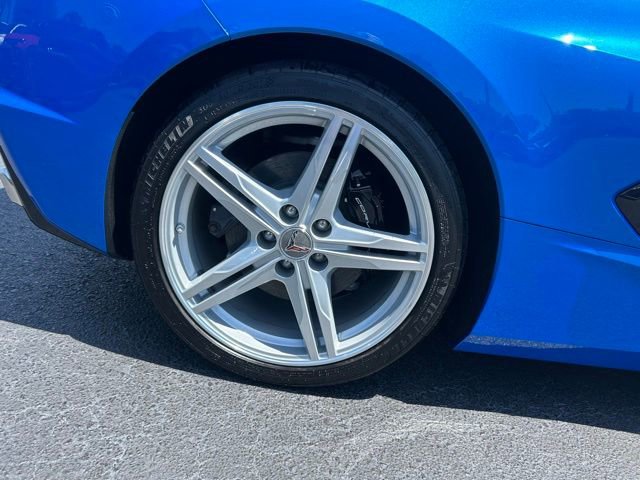Used 2024 Chevrolet Corvette Stingray Premium Conv RWD image 7