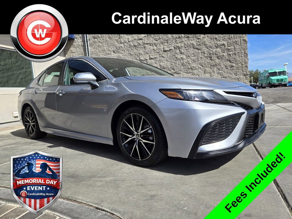 Used 2024 Toyota Camry SE FWD image 1