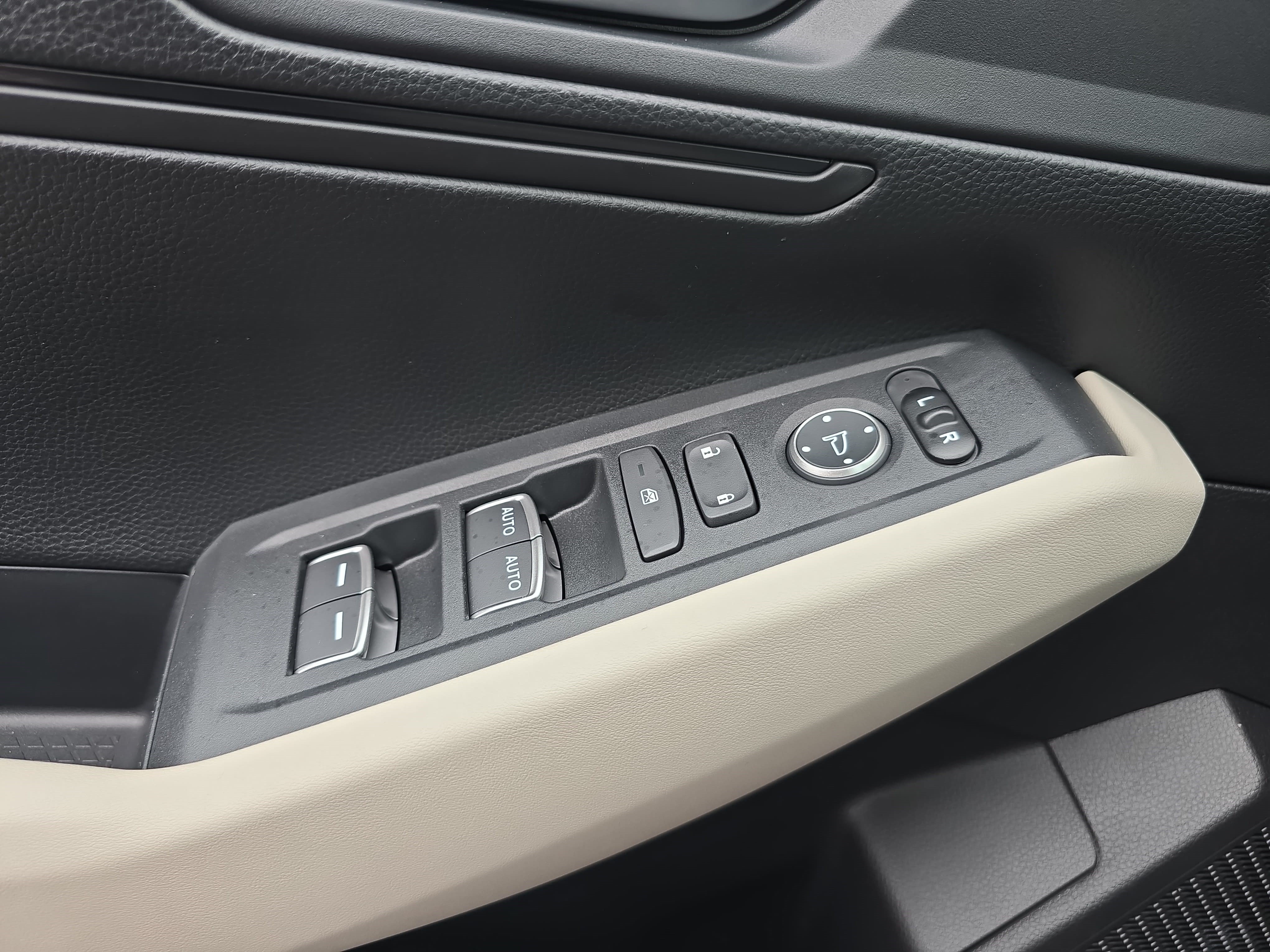 Used 2025 Honda Accord LX image 26