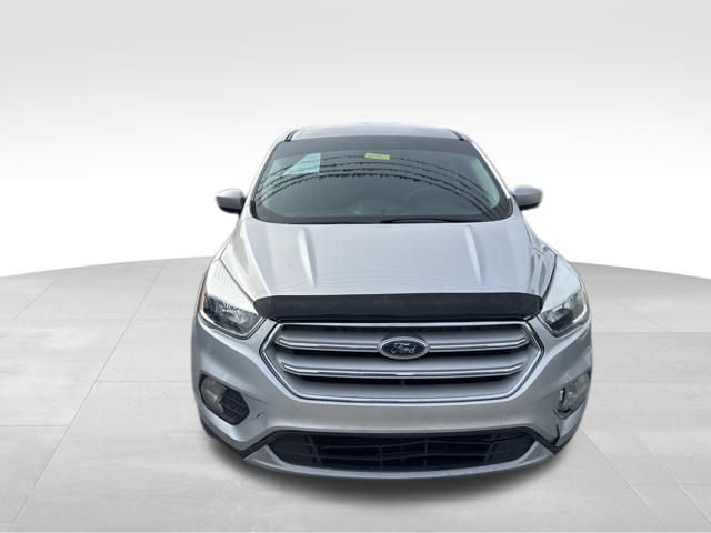 Used 2019 Ford Escape SE image 2