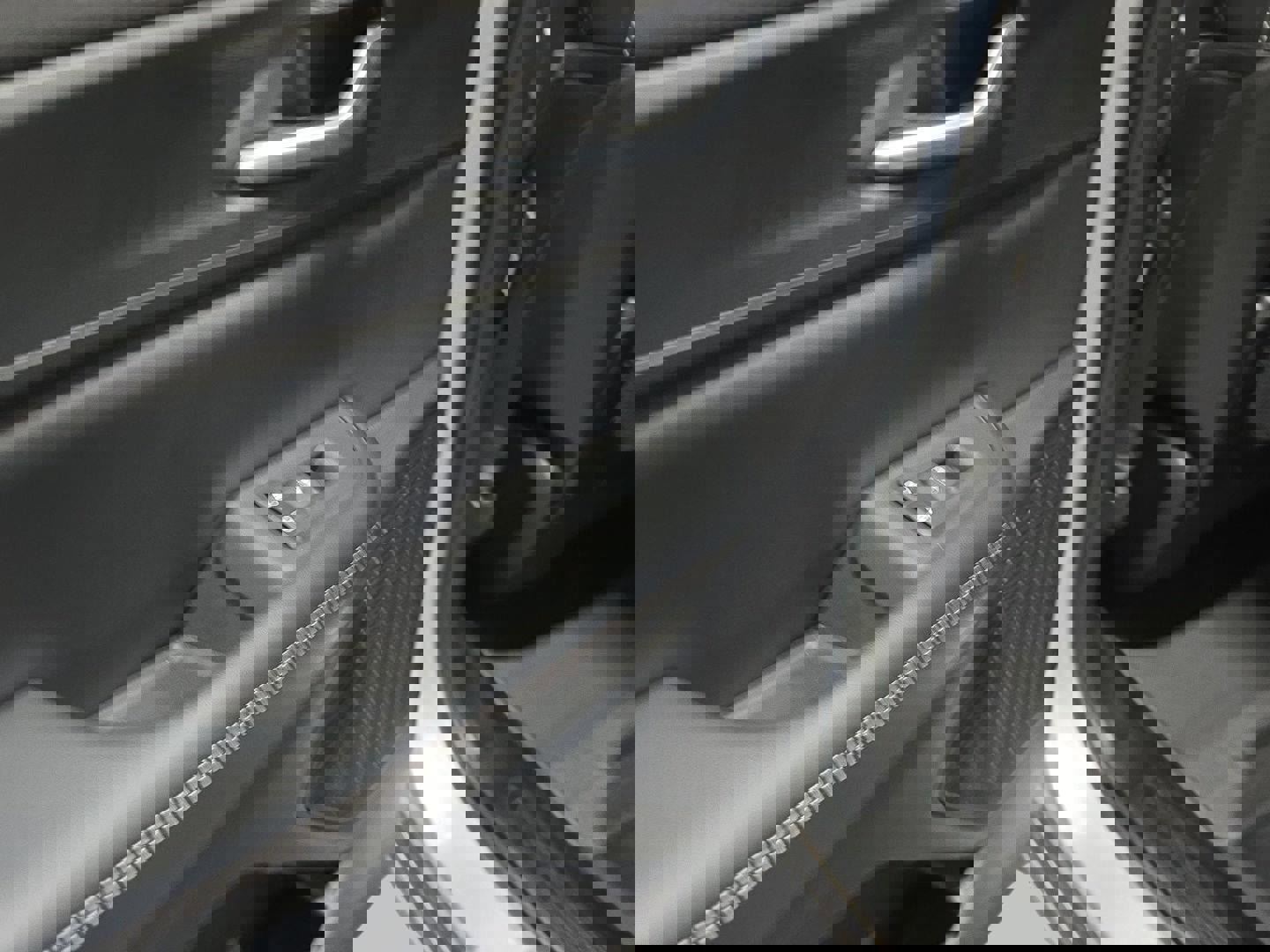 Used 2024 Jeep Grand Cherokee Altitude image 21