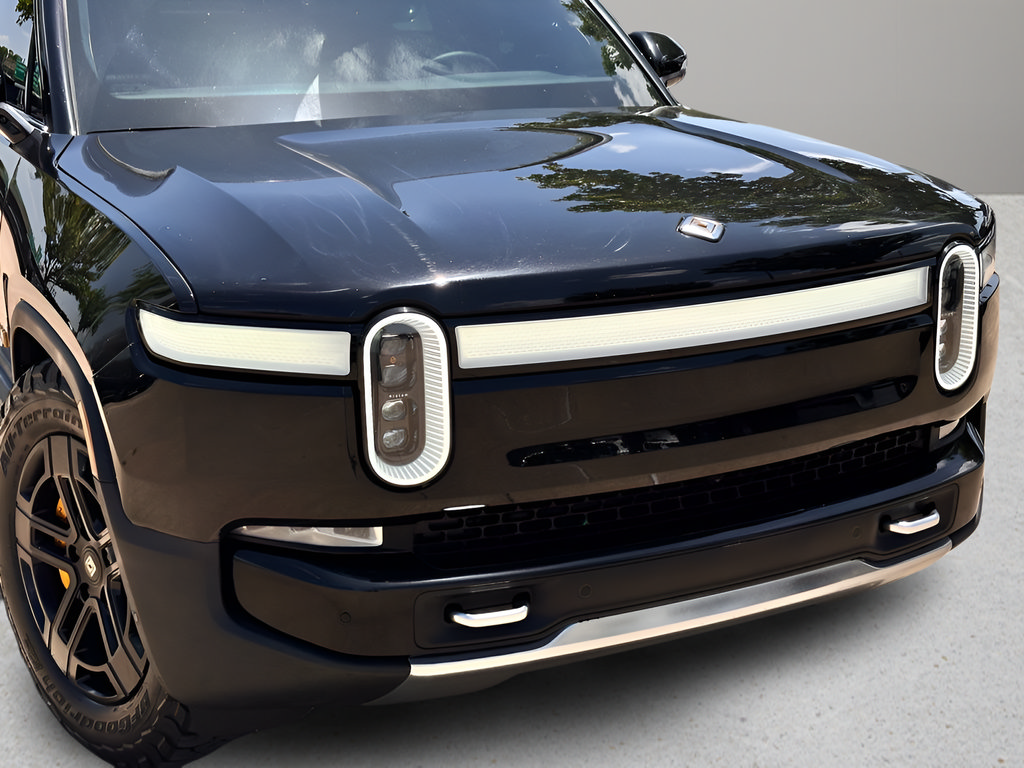 Used 2023 Rivian R1T Adventure Quad AWD/4WD image 24