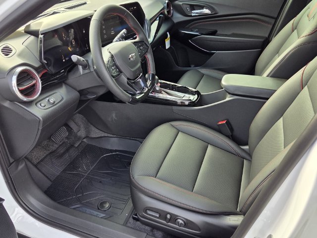 New 2026 Chevrolet Trax RS w/ Driver Confidence Package FWD image 6