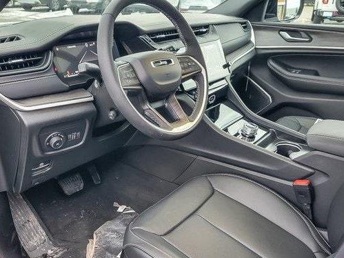 New 2026 Jeep Grand Cherokee L Limited AWD/4WD image 10
