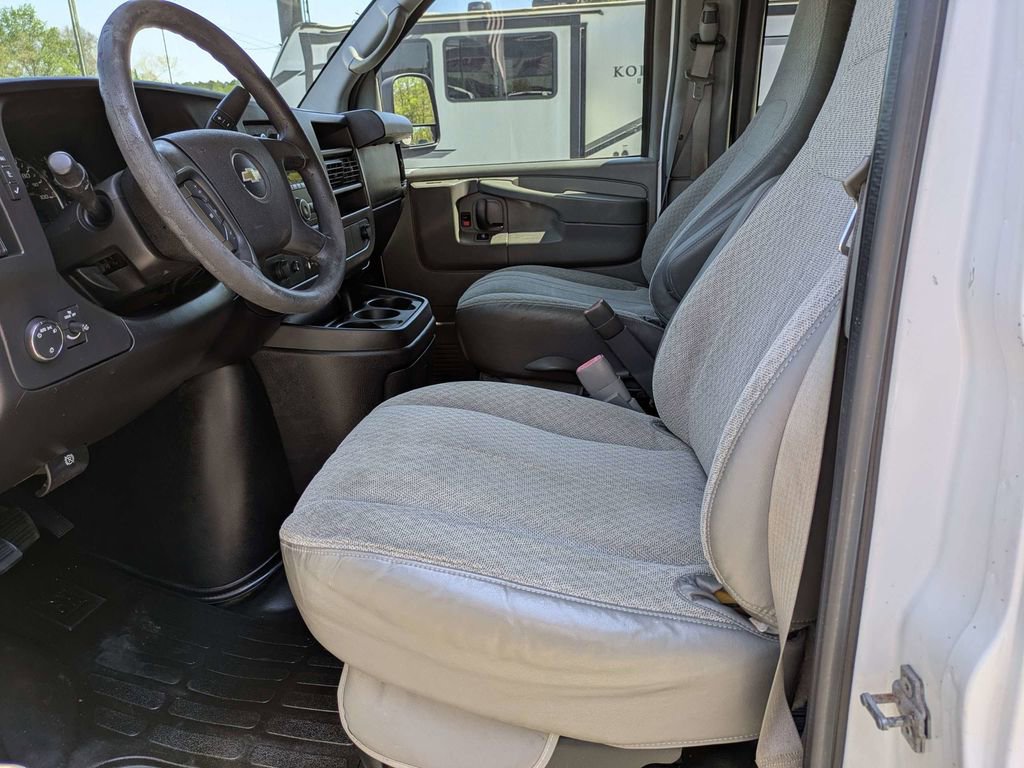 Used 2014 Chevrolet Express 3500 LT w/ LT Preferred Equipment Group image 20