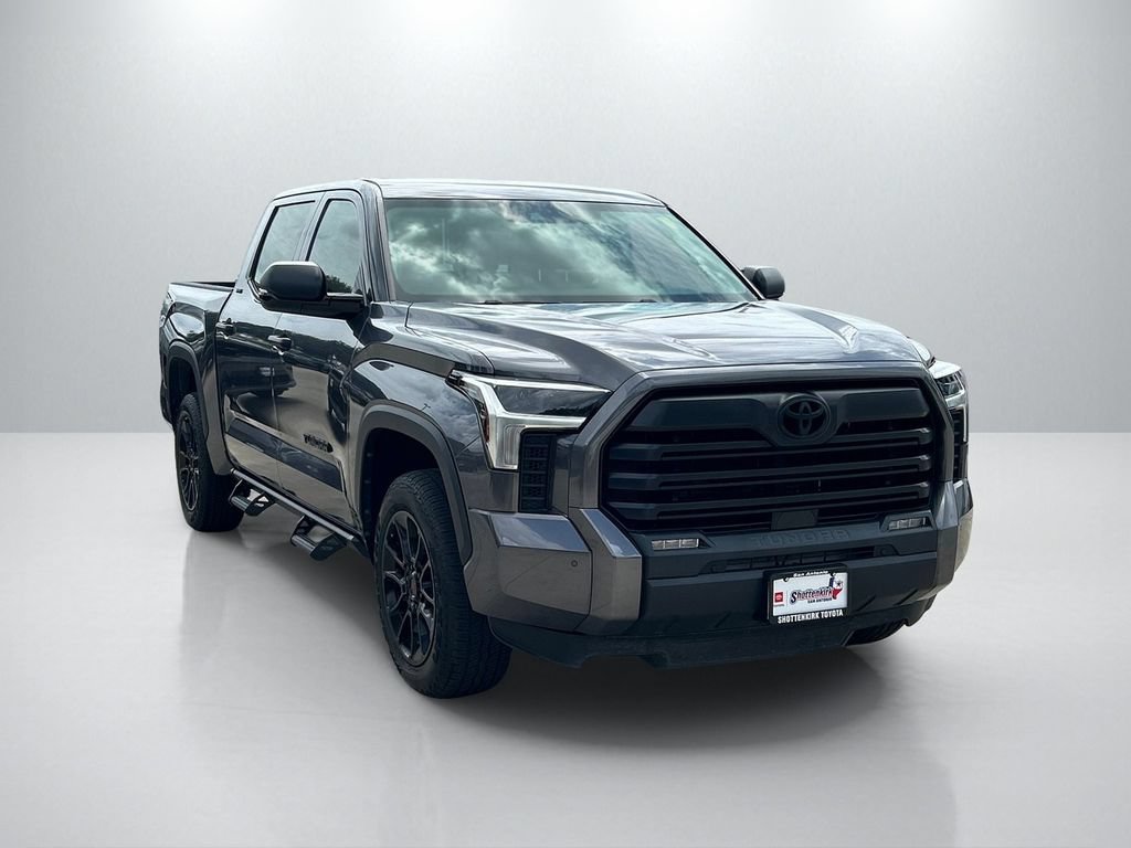 Used 2023 Toyota Tundra SR5 w/ SR5 Convenience Package AWD/4WD video 3