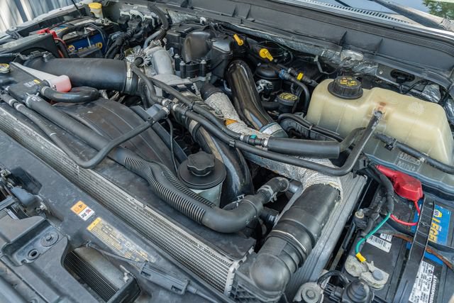 Used 2013 Ford F250 Lariat w/ Lariat Ultimate Pkg AWD/4WD image 11