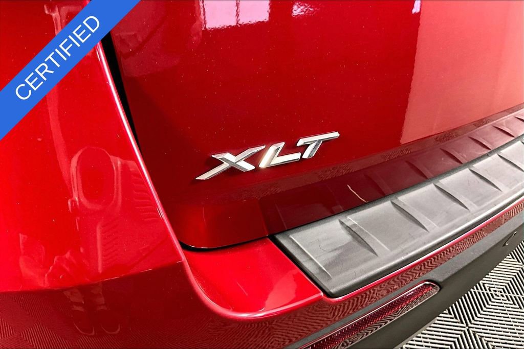 Used 2020 Ford Explorer XLT w/ Equipment Group 202A image 22