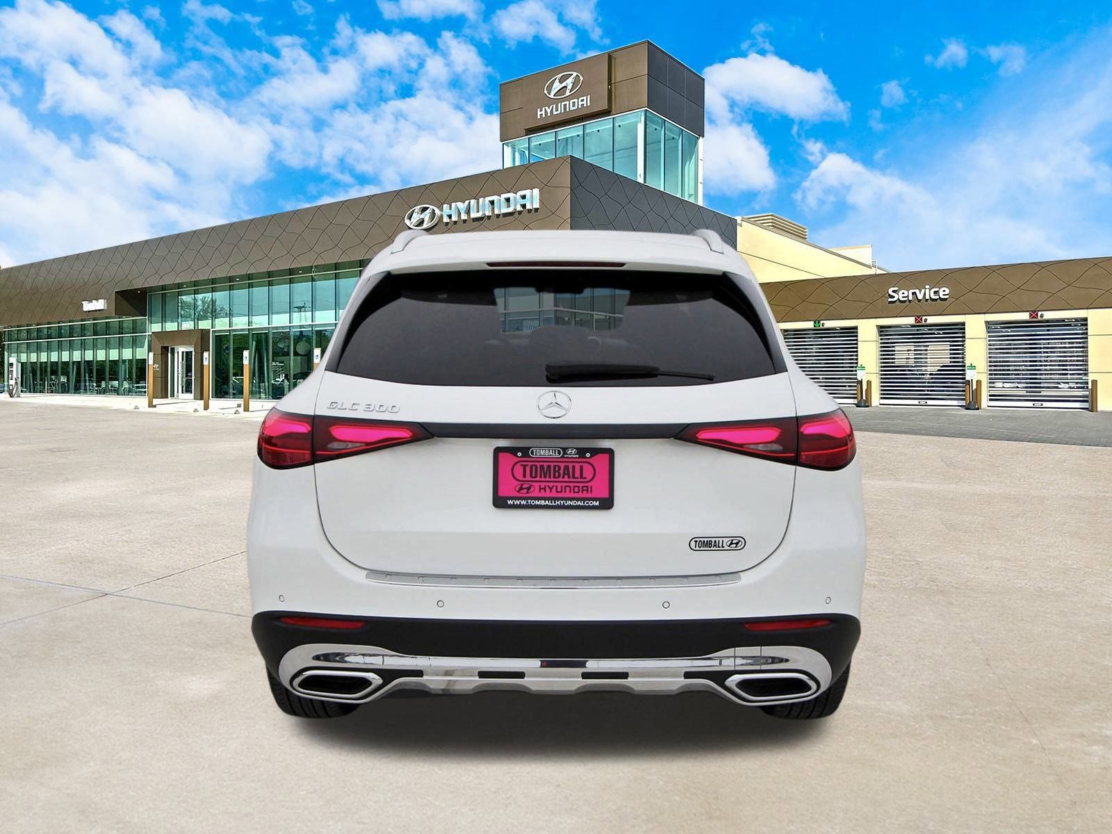 Used 2025 Mercedes-Benz GLC 300 image 7