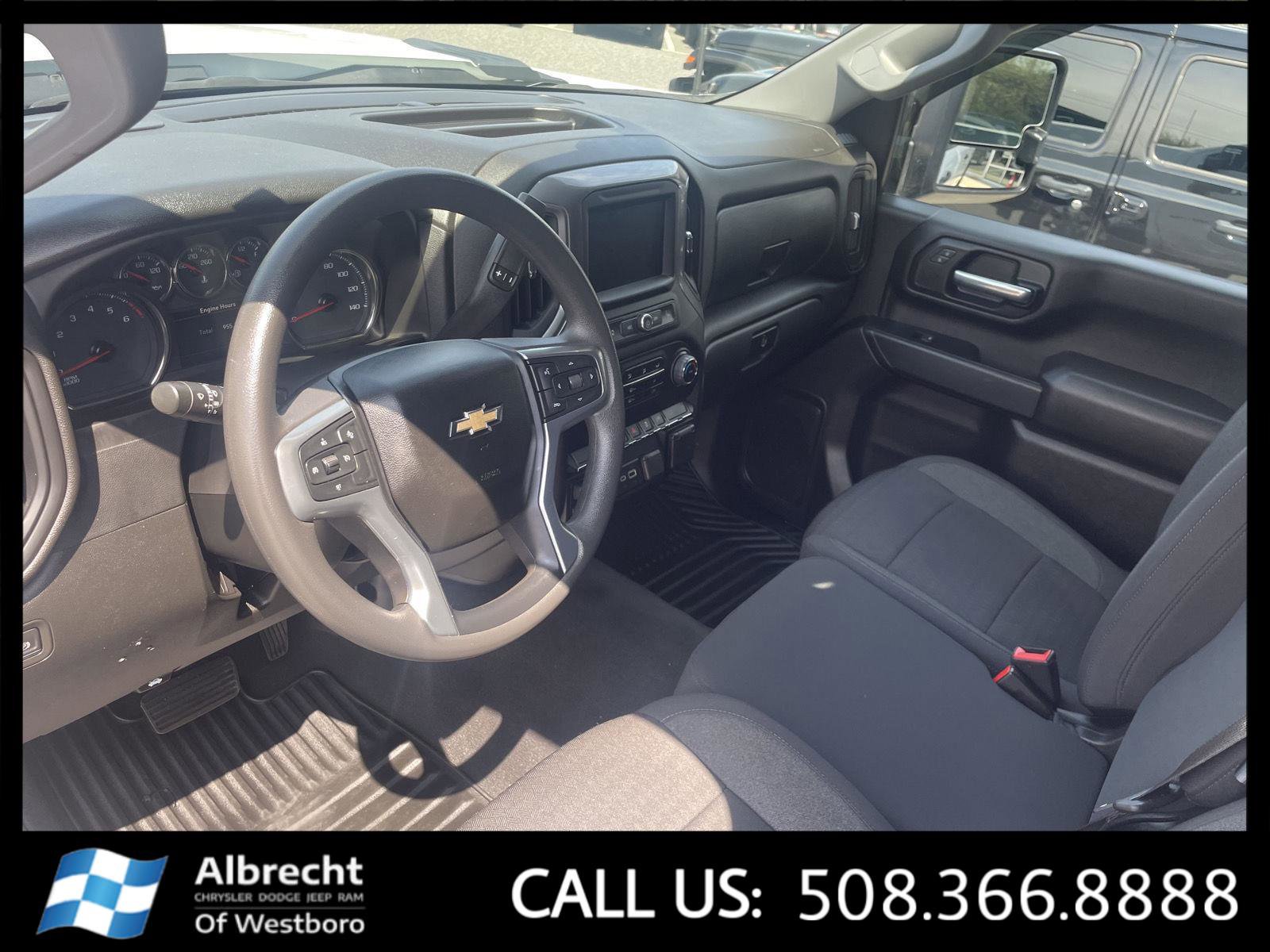 Used 2023 Chevrolet Silverado 2500 Custom w/ Custom Value Package image 26