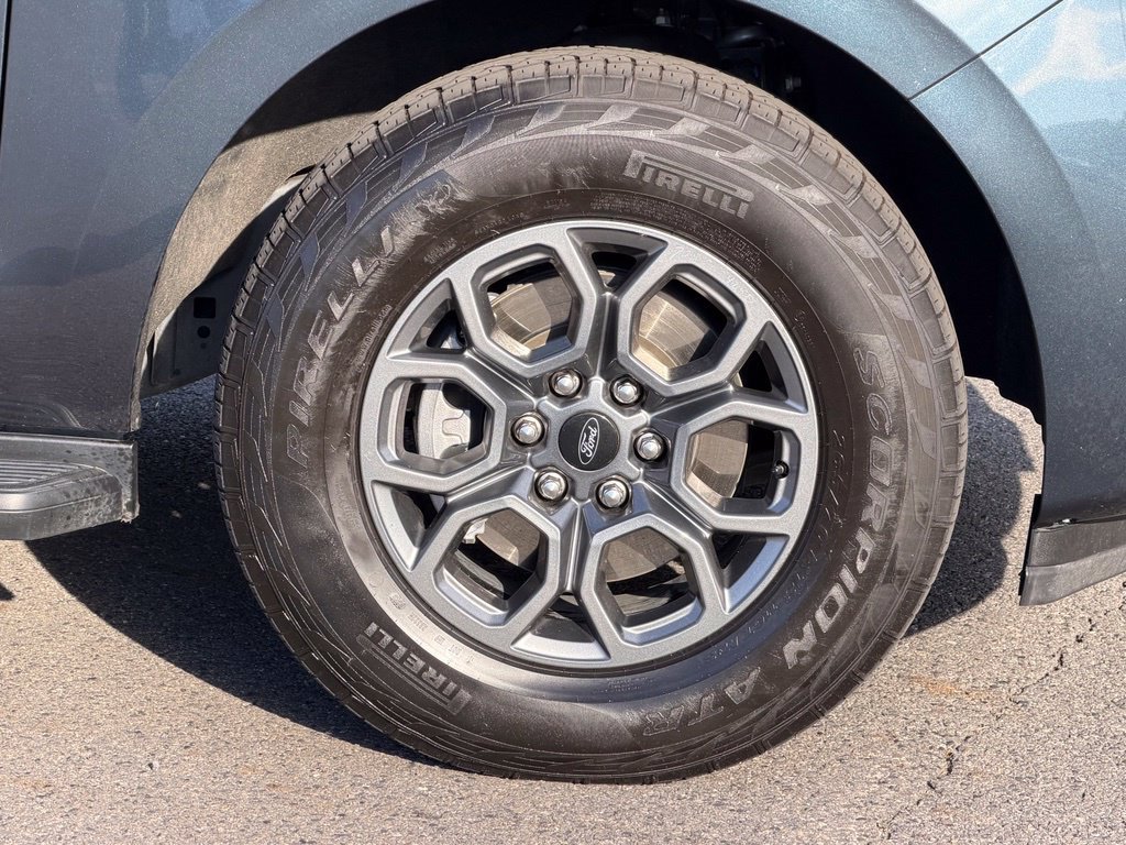 Certified 2025 Ford Expedition Active AWD/4WD image 21