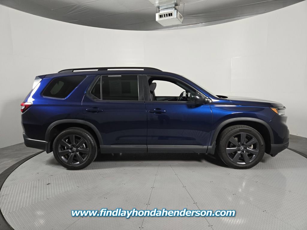 Certified 2025 Honda Pilot Sport image 7