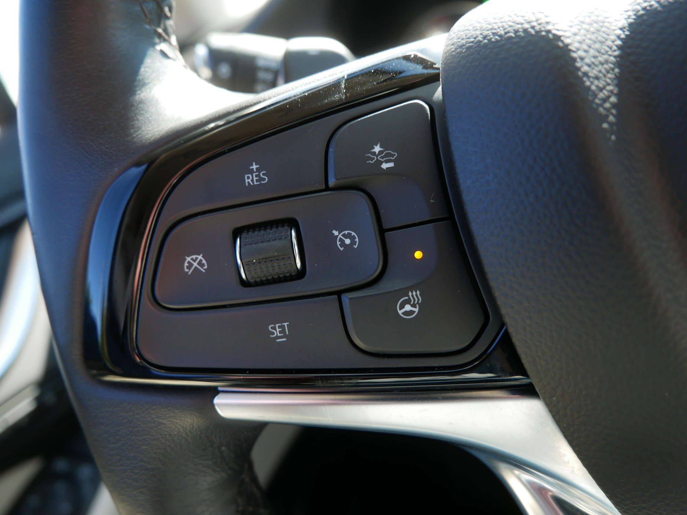 Certified 2023 Buick Enclave Avenir w/ Trailering Package, 5000 lbs. image 27