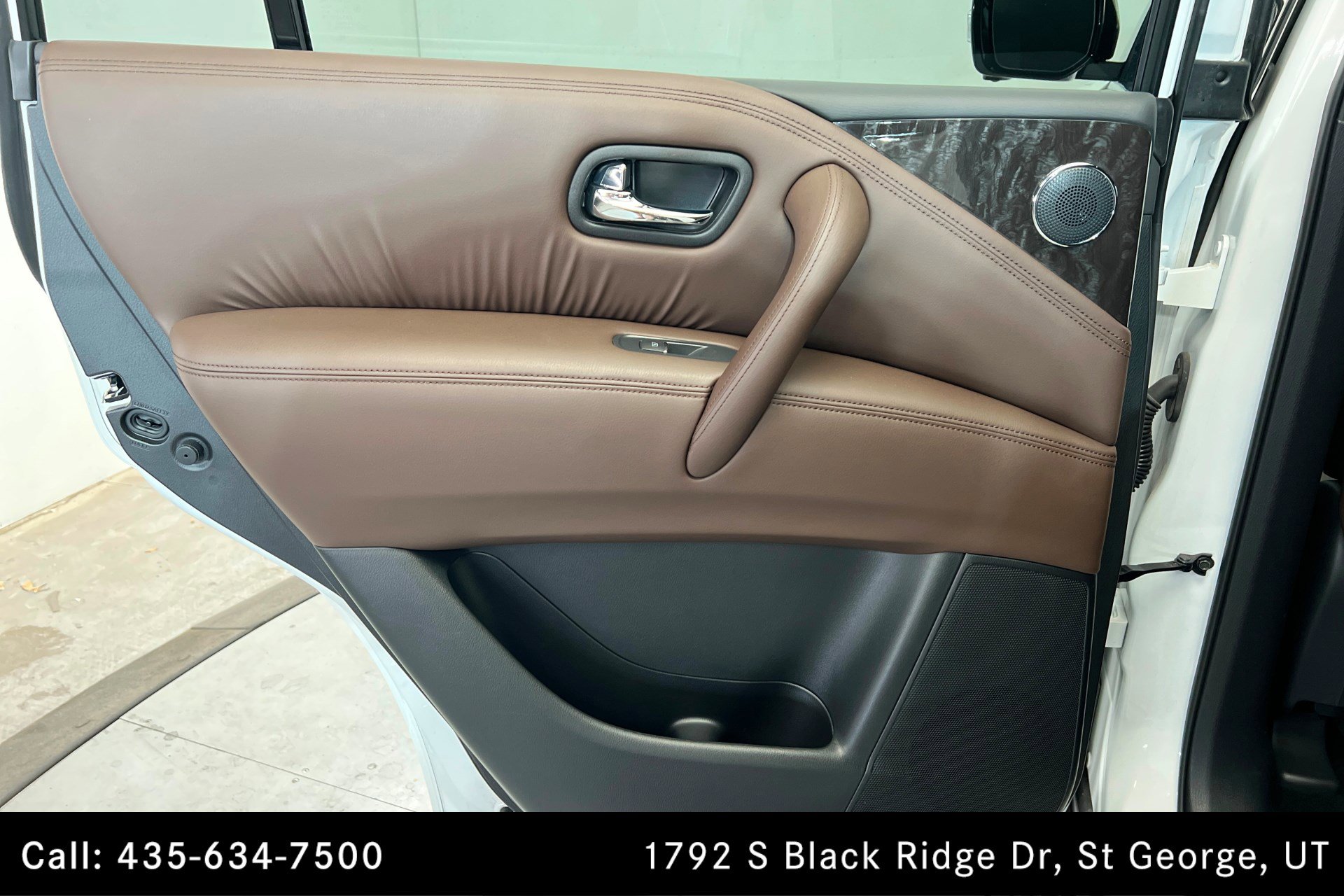 Used 2023 Nissan Armada Platinum w/ Captain's Chairs Package AWD/4WD image 18
