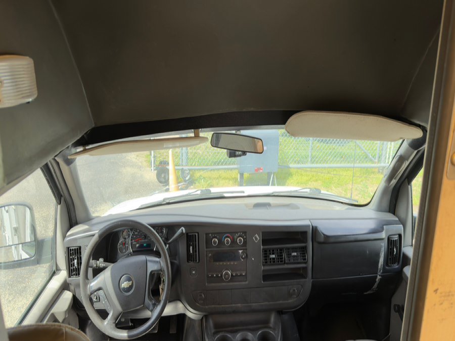 Used 2008 Chevrolet Express 3500 RWD image 23