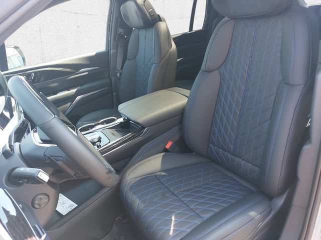 Used 2026 Cadillac Escalade IQ Sport 1 w/ LPO, ONYX Package AWD/4WD image 19