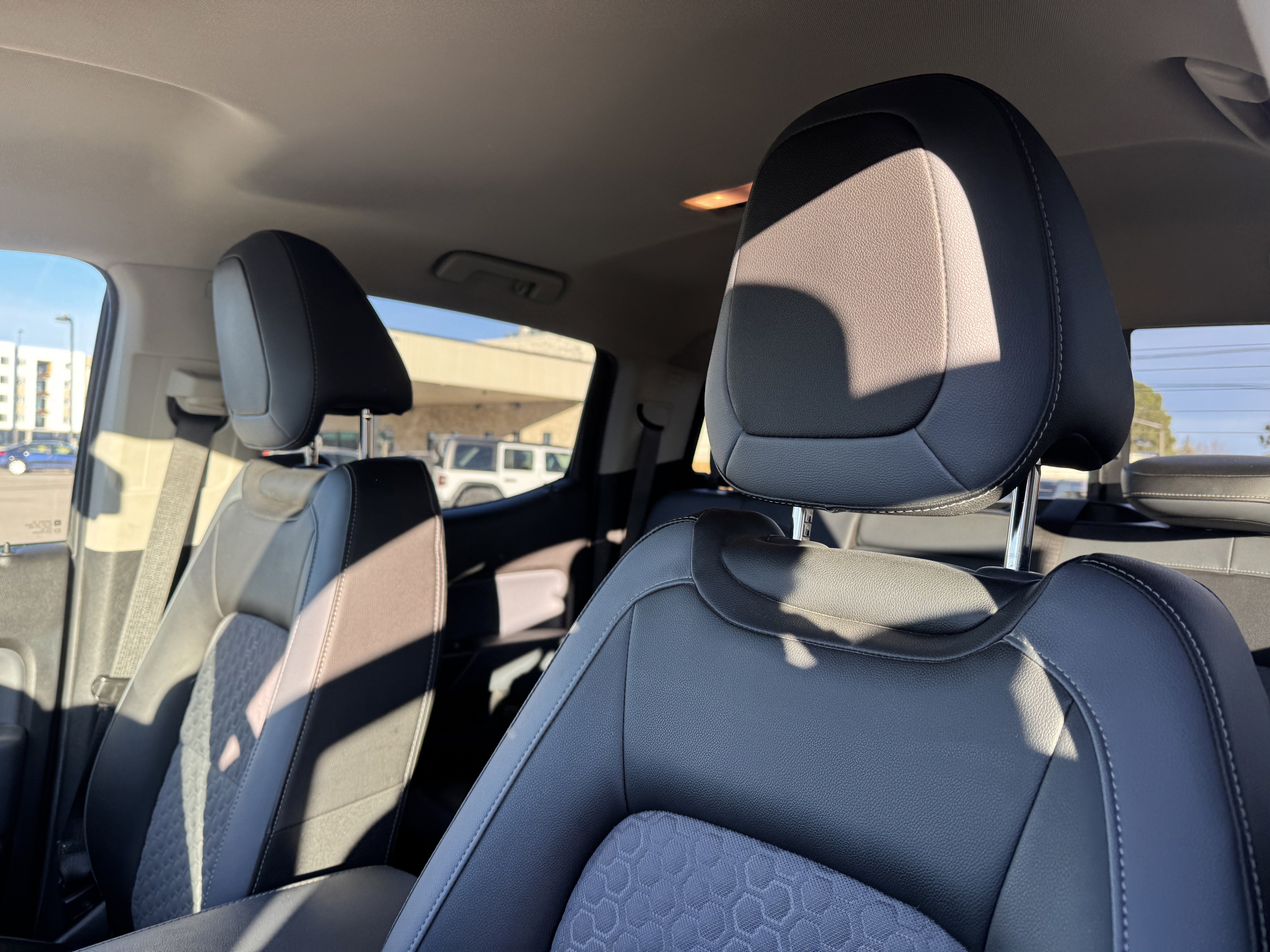 Used 2017 Chevrolet Colorado Z71 image 13