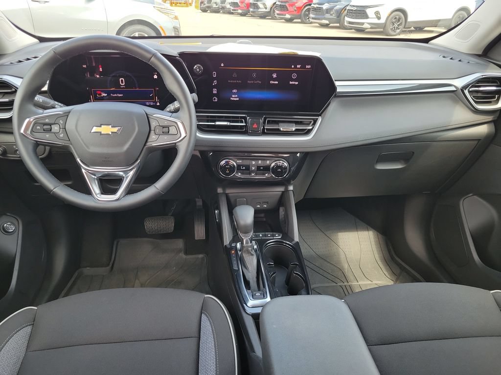 Used 2024 Chevrolet TrailBlazer LT w/ Convenience Package FWD image 27