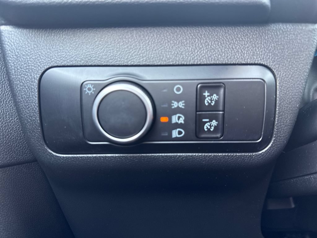 Used 2025 Ford Escape ST-Line FWD image 22