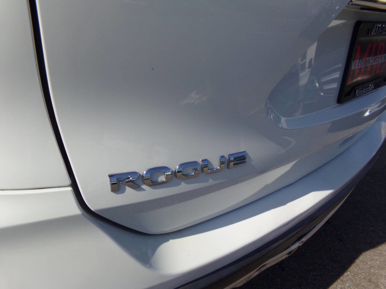 Used 2017 Nissan Rogue S image 7