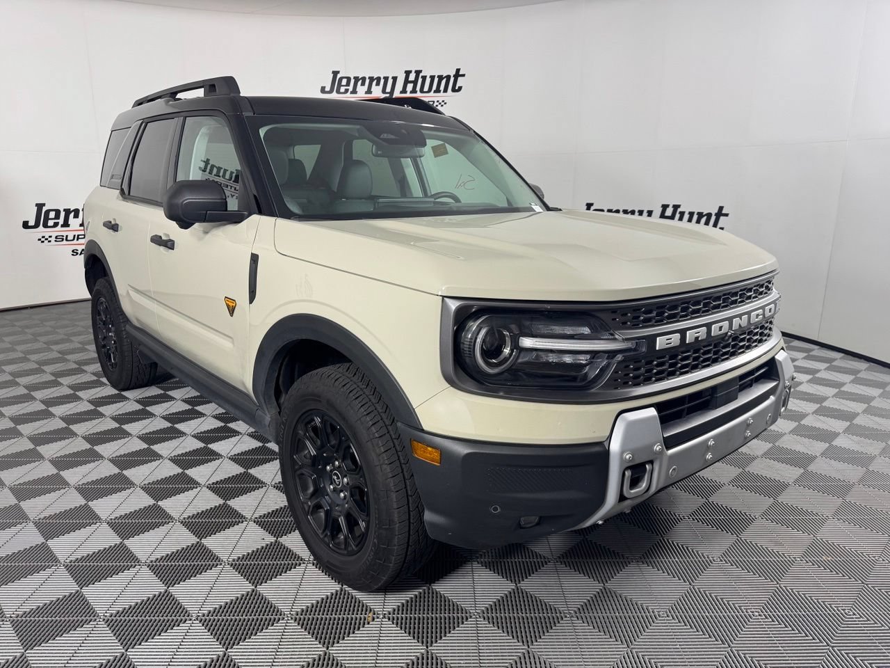 Used 2025 Ford Bronco Sport Badlands AWD/4WD image 6