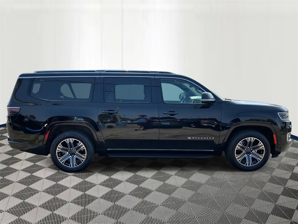 Used 2024 Jeep Wagoneer L Series II w/ Flexible Seating Group image 5
