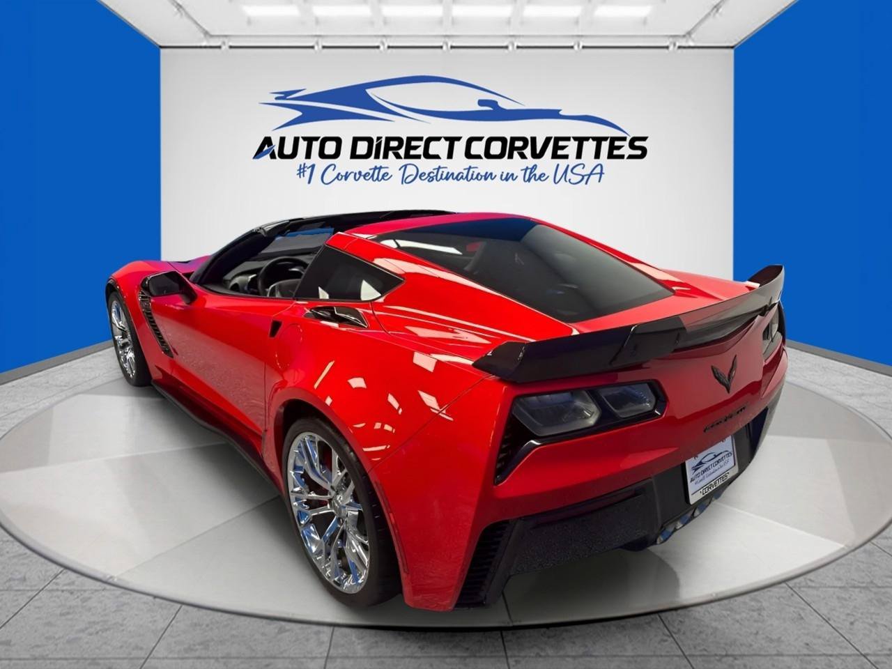 Used 2018 Chevrolet Corvette Z06 RWD image 12