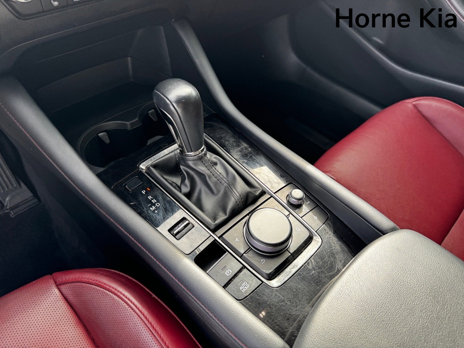 Used 2022 MAZDA MAZDA3 s image 23