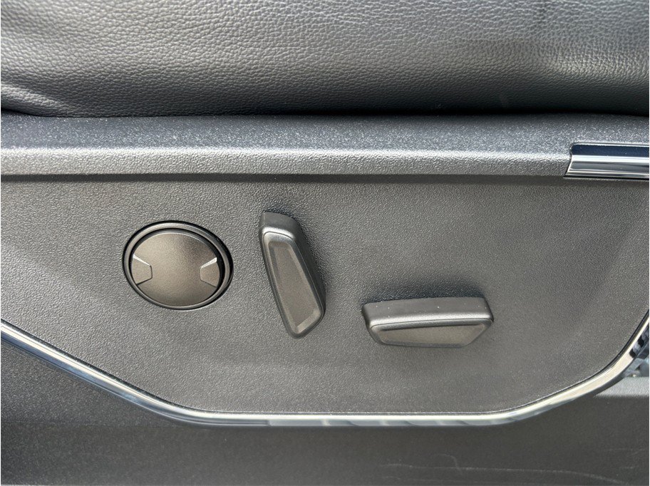 Used 2022 Ford F150 Lariat AWD/4WD image 44