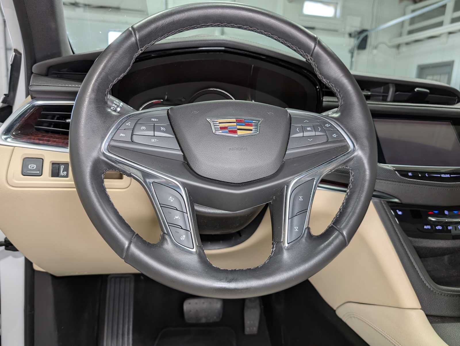 Used 2019 Cadillac XT5 Luxury AWD/4WD image 36