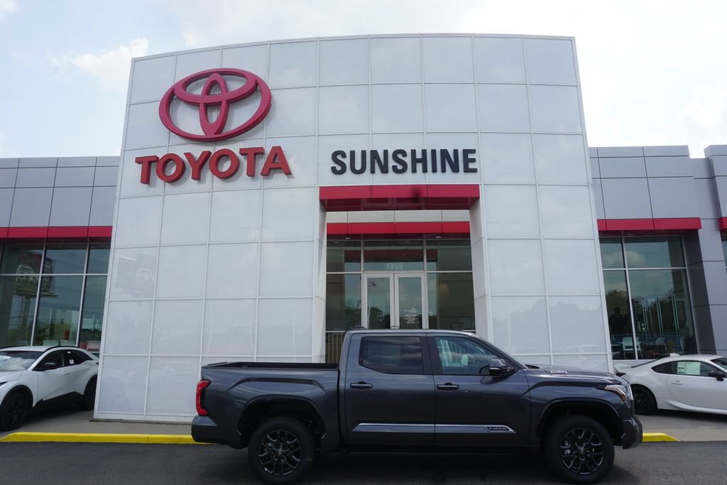 New 2026 Toyota Tundra Platinum AWD/4WD image 1
