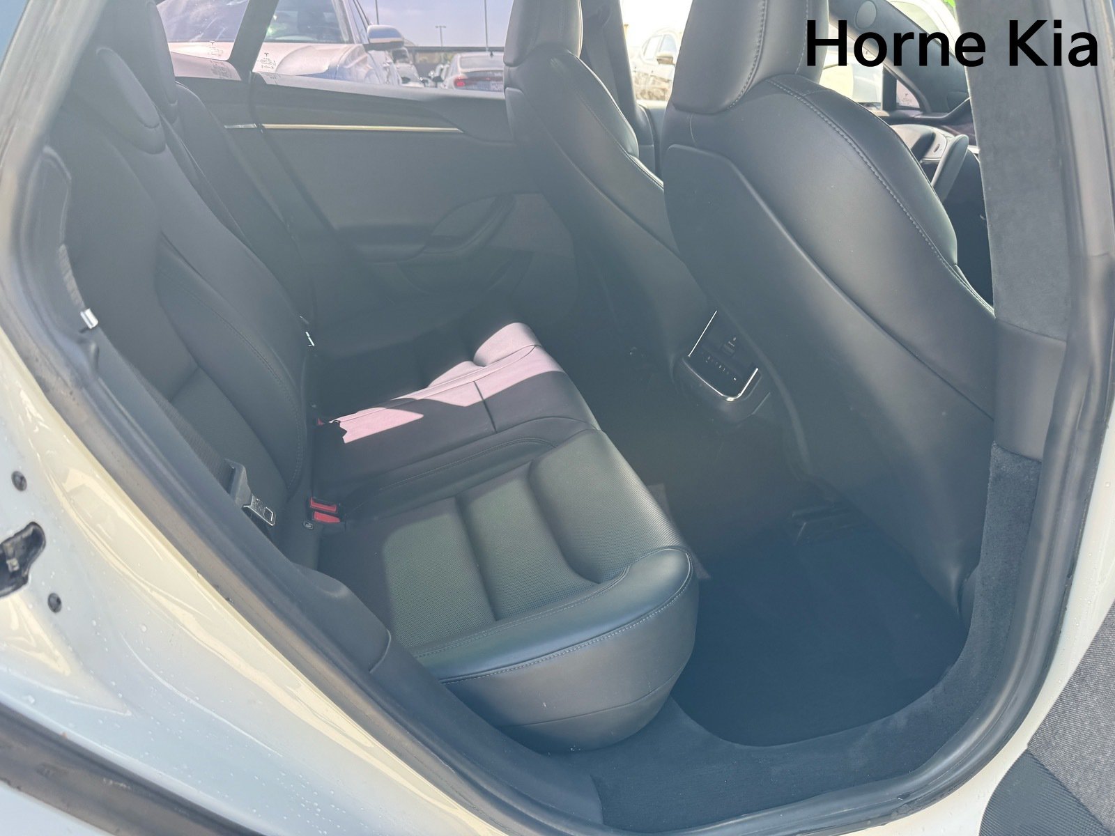Used 2022 Tesla Model S AWD/4WD image 28
