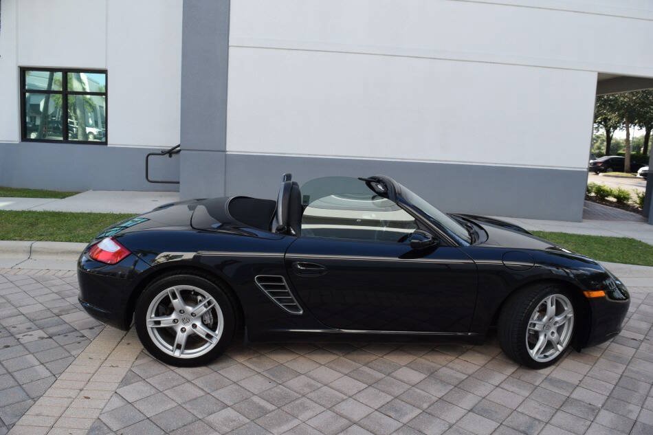 Used 2005 Porsche Boxster RWD image 47