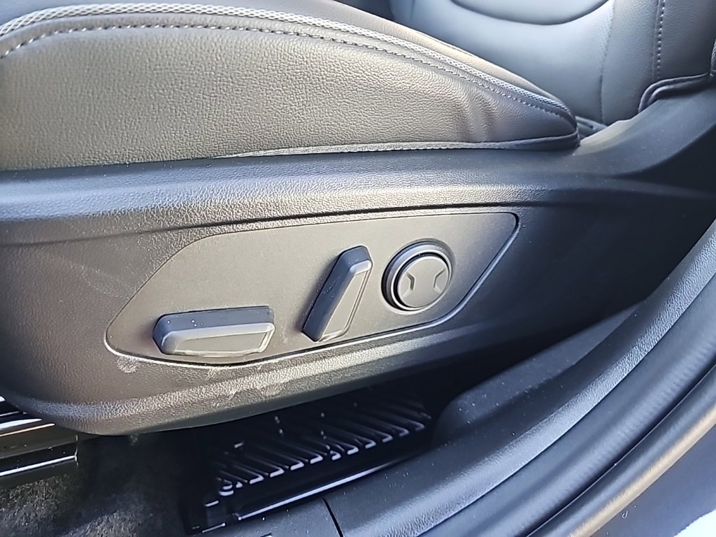 New 2026 Hyundai Tucson Limited image 15